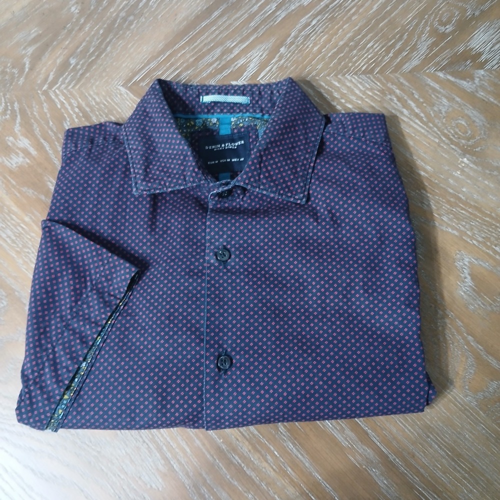 Denim & Flower ButtonUp Shirt Short Sleeve Sz M Ricky Singh Navy Geometric Shape